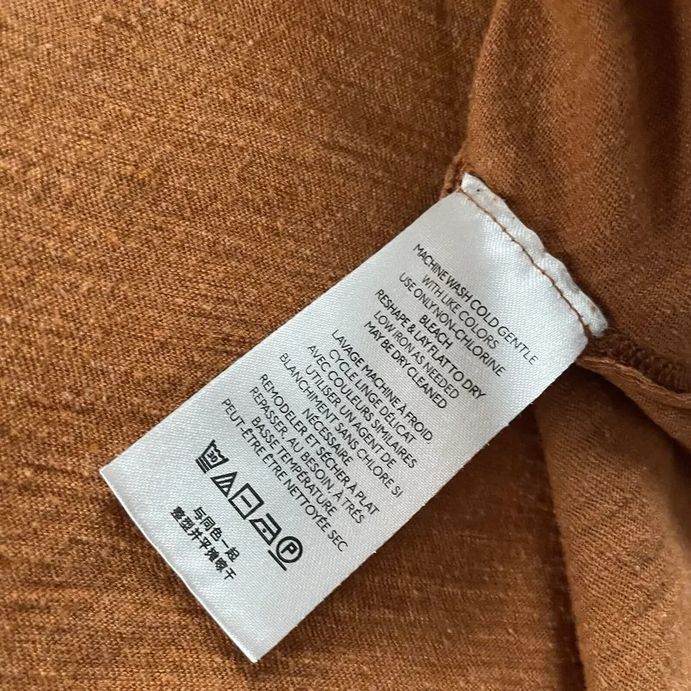 Free People XS Vneck Scoop Longsleeved Shirt Burnt Orange Casual Tee Shirt‎
